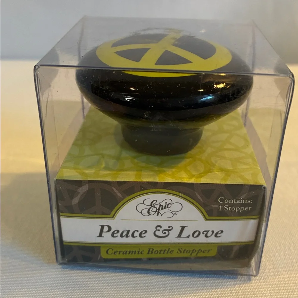 NEW RARE 2010 Epic Peace & Love black & green ceramic wine bottle stopper retro